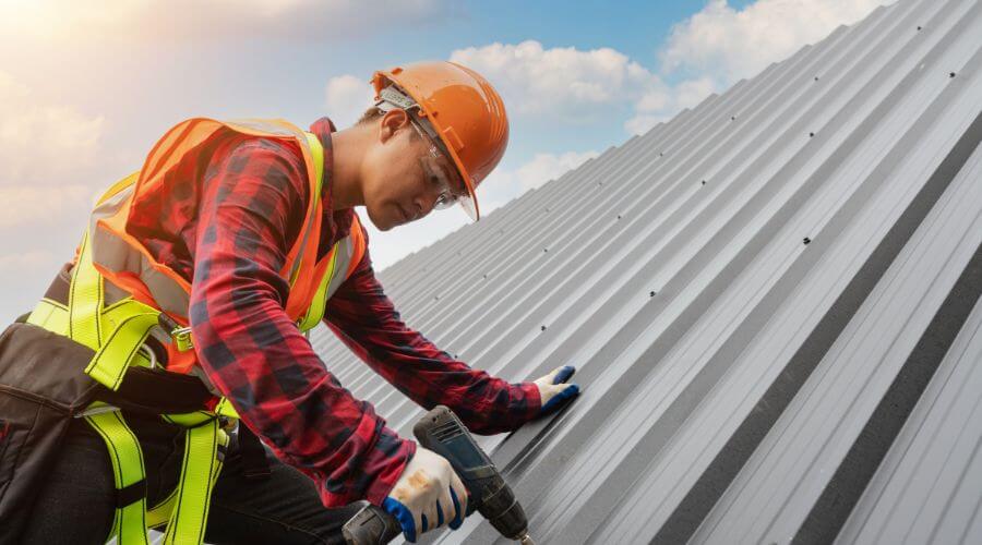 GAF certified roofer in Chebanse, IL